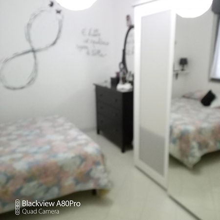 Rossyiva Hotel Minturno Cameră foto